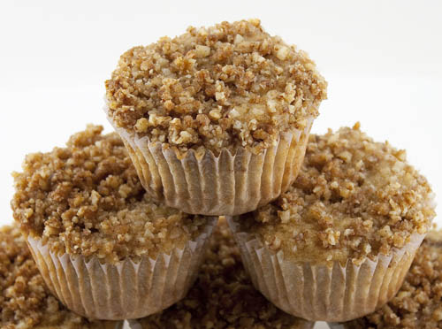 Golden Raisin Almond Crumble Muffins